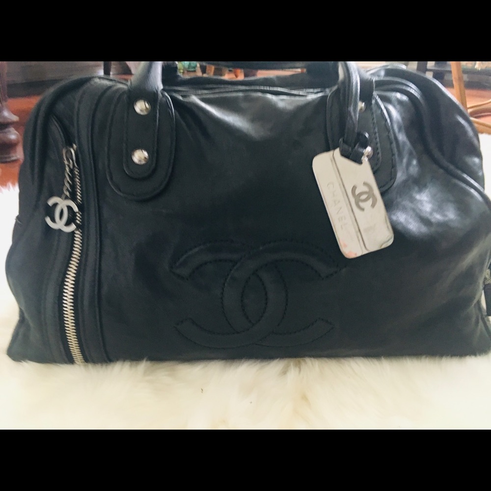 CHANEL Handbag